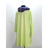 Trapezowa tunika z dłuższym tyłem i błyszczącą nitką - limonka